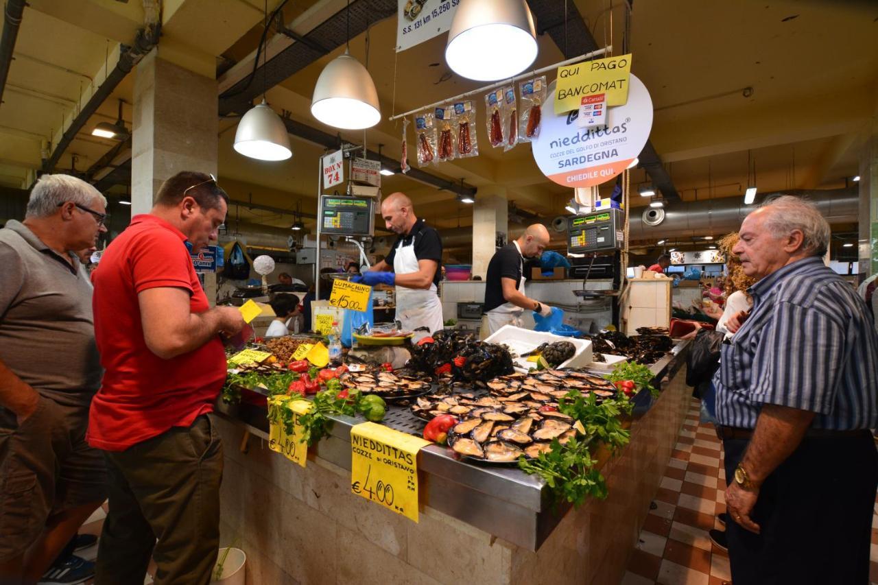 Helmi34 - Appartamento Dotato Di Tutti I Comfort Nel Centro Di Cagliari Exterior foto